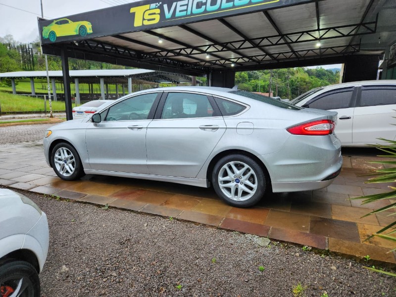 FORD FUSION 2.5 2013/2013 TS VEÍCULOS ANTA GORDA / Carros no Vale