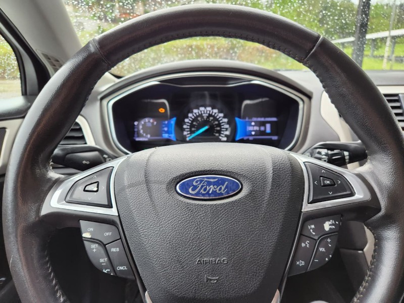 FORD FUSION 2.5 2013/2013 TS VEÍCULOS ANTA GORDA / Carros no Vale