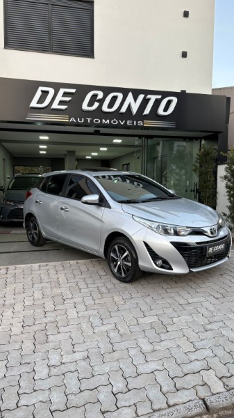 TOYOTA YARIS 1.5 XLS /2020 DE CONTO AUTOMÓVEIS SARANDI / Carros no Vale
