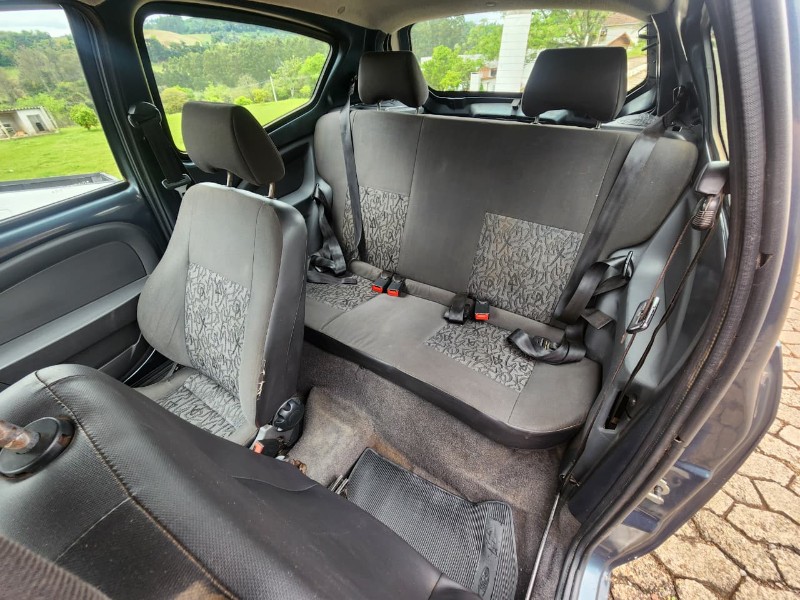 FORD KA 1.0 8V 2011/2011 TS VEÍCULOS ANTA GORDA / Carros no Vale