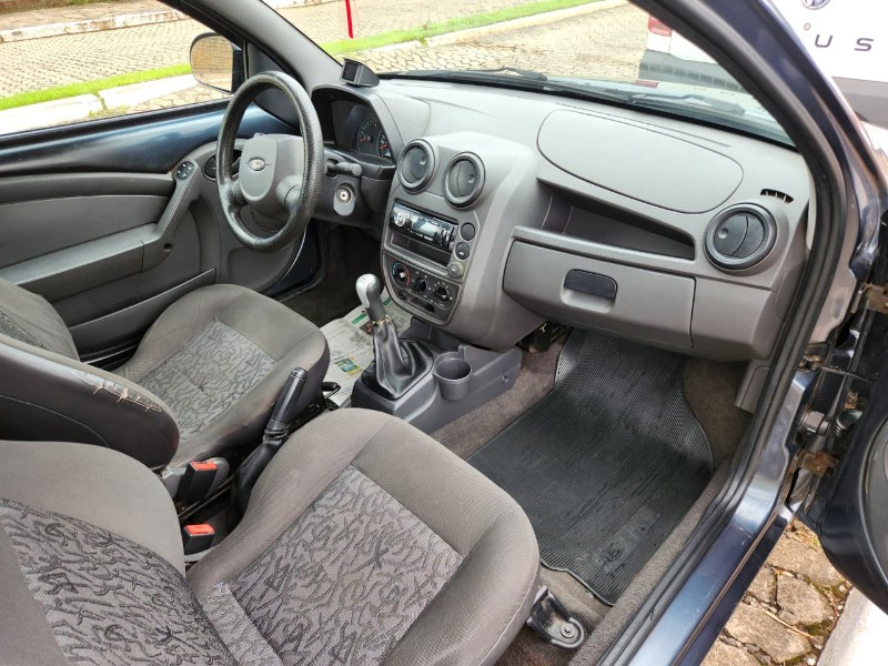 FORD KA 1.0 8V 2011/2011 TS VEÍCULOS ANTA GORDA / Carros no Vale