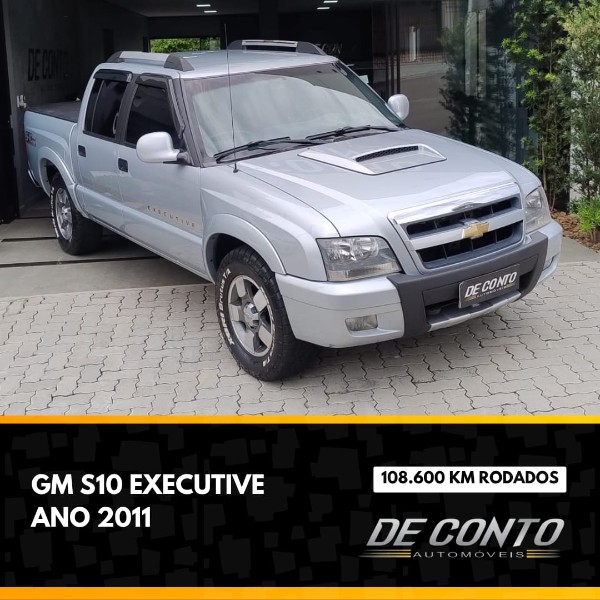 CHEVROLET S10 2.8 EXECUTIVE 4X4 12V /2011 DE CONTO AUTOMÓVEIS SARANDI / Carros no Vale