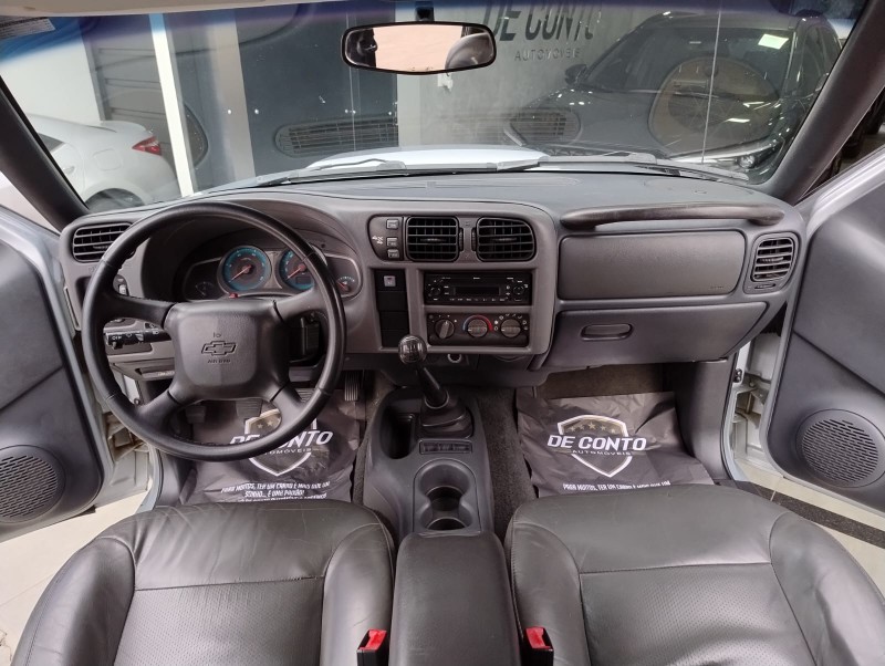 CHEVROLET S10 2.8 EXECUTIVE 4X4 12V /2011 DE CONTO AUTOMÓVEIS SARANDI / Carros no Vale