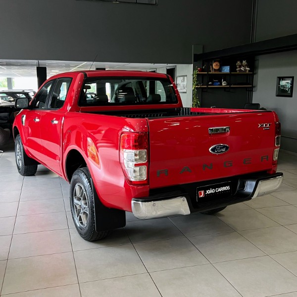 FORD RANGER 2.5 XLT 4X2 CD 16V FLEX 4P MANUAL 2015/2015 JOÃO CARROS MULTIMARCAS GUAPORÉ / Carros no Vale