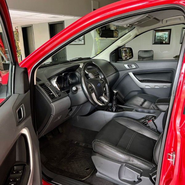 FORD RANGER 2.5 XLT 4X2 CD 16V FLEX 4P MANUAL 2015/2015 JOÃO CARROS MULTIMARCAS GUAPORÉ / Carros no Vale