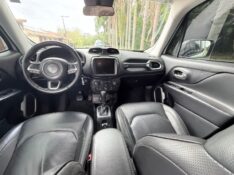 JEEP RENEGADE 2.0 16V TURBO DIESEL LONGITUDE 4P 4X4 AUTOMÁTICO 2019/2019 ELY AUTOMÓVEIS LAJEADO / Carros no Vale