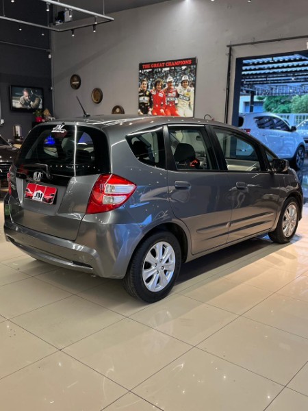 HONDA FIT 1.4 LX 16V FLEX 4P AUTOMÁTICO 2012/2013 JM AUTOMÓVEIS VENÂNCIO AIRES / Carros no Vale