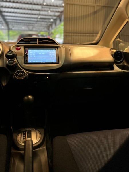 HONDA FIT 1.4 LX 16V FLEX 4P AUTOMÁTICO 2012/2013 JM AUTOMÓVEIS VENÂNCIO AIRES / Carros no Vale
