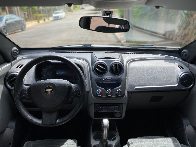 CHEVROLET AGILE LTZ 1.4 2013/2013 ESTAÇÃO DO CARRO ESTRELA / Carros no Vale