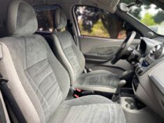 CHEVROLET AGILE LTZ 1.4 2013/2013 ESTAÇÃO DO CARRO ESTRELA / Carros no Vale