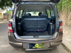 CHEVROLET SPIN LTZ 1.8 2015/2016 ESTAÇÃO DO CARRO ESTRELA / Carros no Vale