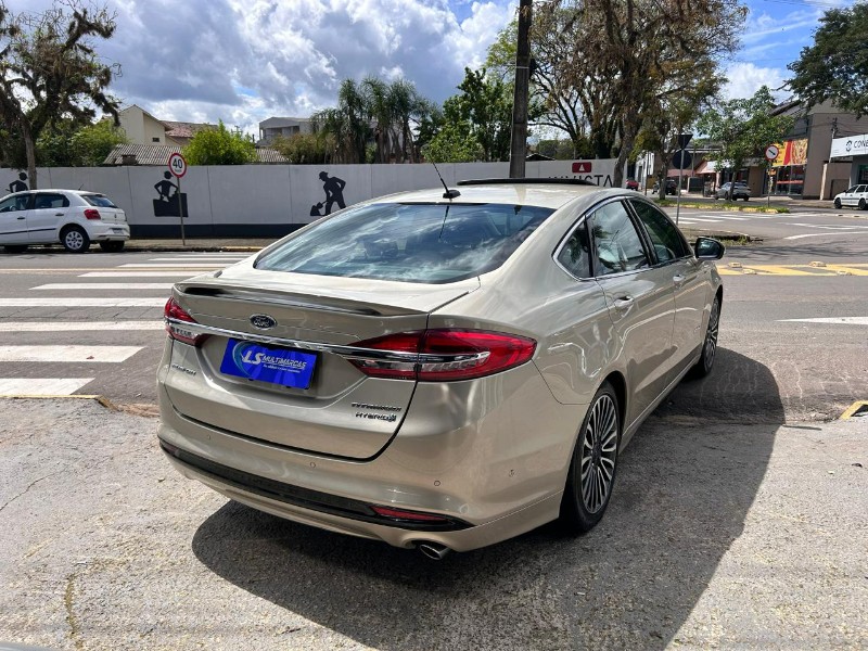 FORD FUSION TITANIUM HYBRID 2.0 2017/2017 LS MULTIMARCAS VENÂNCIO AIRES / Carros no Vale