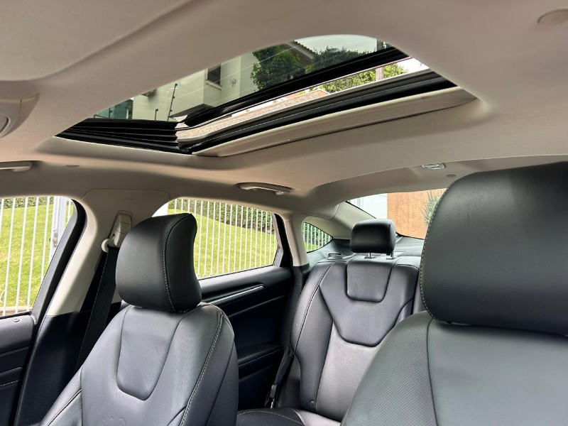 FORD FUSION TITANIUM HYBRID 2.0 2017/2017 LS MULTIMARCAS VENÂNCIO AIRES / Carros no Vale