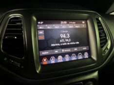 JEEP COMPASS 2.0 16V FLEX LONGITUDE AUTOMÁTICO 2021/2021 DUARTE VEÍCULOS PORTO ALEGRE / Carros no Vale