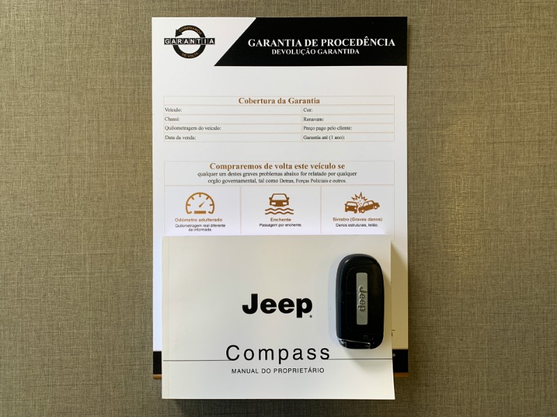 JEEP COMPASS 2.0 16V FLEX LONGITUDE AUTOMÁTICO 2021/2021 DUARTE VEÍCULOS PORTO ALEGRE / Carros no Vale