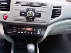 HONDA CIVIC 2.0 LXR 16V FLEX 4P AUTOMÁTICO 2014/2014 ELY AUTOMÓVEIS LAJEADO / Carros no Vale