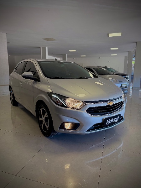 CHEVROLET ONIX 1.4 LTZ 8V 2016/2017 MALAGGI VEÍCULOS ENCANTADO / Carros no Vale