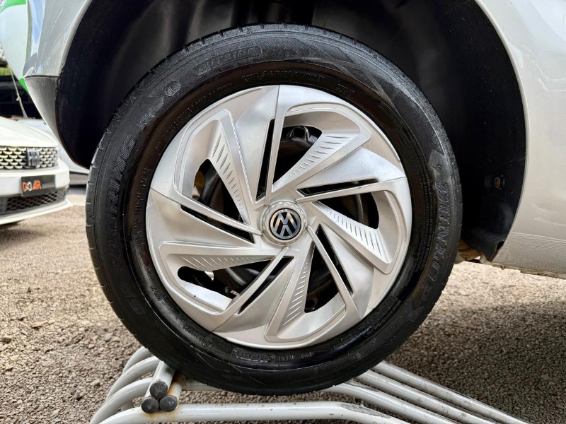 VOLKSWAGEN FOX 1.0 MI 8V TOTAL FLEX 2P 2007/2008 AR MULTIMARCAS VENÂNCIO AIRES / Carros no Vale