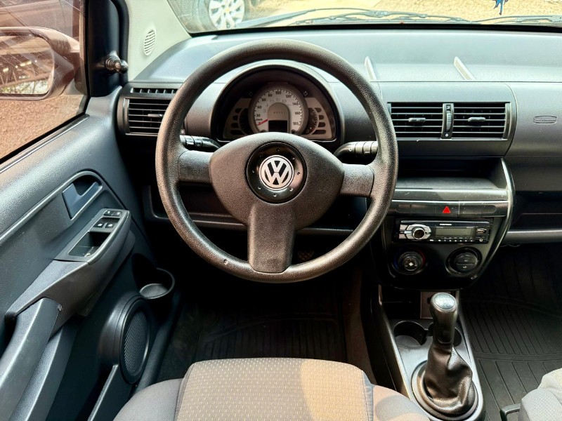 VOLKSWAGEN FOX 1.0 MI 8V TOTAL FLEX 2P 2007/2008 AR MULTIMARCAS VENÂNCIO AIRES / Carros no Vale