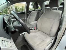 TOYOTA COROLLA 1.8 GLI 16V FLEX 4P MANUAL 2014/2014 BOSCO AUTOMÓVEIS GUAPORÉ / Carros no Vale