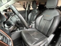 FIAT TORO 2.0 16V TURBO DIESEL VOLCANO 4WD AUTOMÁTICO 2018/2018 BOSCO AUTOMÓVEIS GUAPORÉ / Carros no Vale