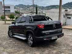 FIAT TORO 2.0 16V TURBO DIESEL VOLCANO 4WD AUTOMÁTICO 2018/2018 BOSCO AUTOMÓVEIS GUAPORÉ / Carros no Vale
