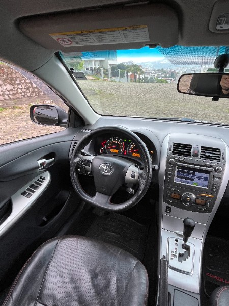 TOYOTA COROLLA 2.0 XRS 16V FLEX 4P AUTOMÁTICO 2014/2014 BOSCO AUTOMÓVEIS GUAPORÉ / Carros no Vale