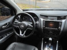 NISSAN FRONTIER 2.3 XE 4X4 CD BI TURBO DIESEL 4P AUTOMÁTICO 2023/2024 BOSCO AUTOMÓVEIS GUAPORÉ / Carros no Vale