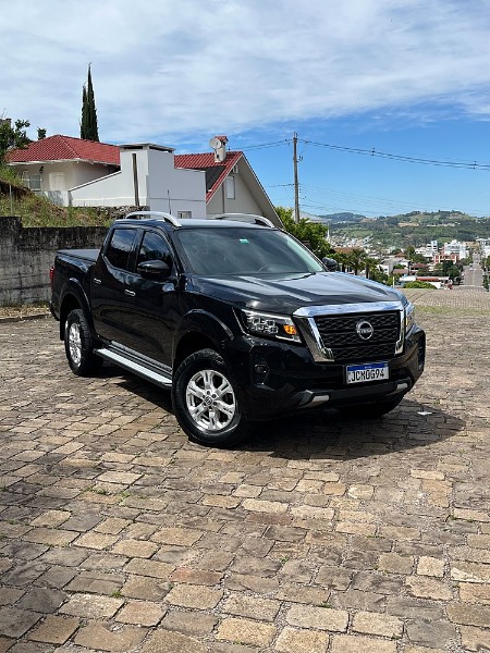 NISSAN FRONTIER 2.3 XE 4X4 CD BI TURBO DIESEL 4P AUTOMÁTICO 2023/2024 BOSCO AUTOMÓVEIS GUAPORÉ / Carros no Vale