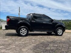 NISSAN FRONTIER 2.3 XE 4X4 CD BI TURBO DIESEL 4P AUTOMÁTICO 2023/2024 BOSCO AUTOMÓVEIS GUAPORÉ / Carros no Vale