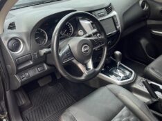 NISSAN FRONTIER 2.3 XE 4X4 CD BI TURBO DIESEL 4P AUTOMÁTICO 2023/2024 BOSCO AUTOMÓVEIS GUAPORÉ / Carros no Vale