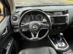 NISSAN FRONTIER 2.3 XE 4X4 CD BI TURBO DIESEL 4P AUTOMÁTICO 2023/2024 BOSCO AUTOMÓVEIS GUAPORÉ / Carros no Vale
