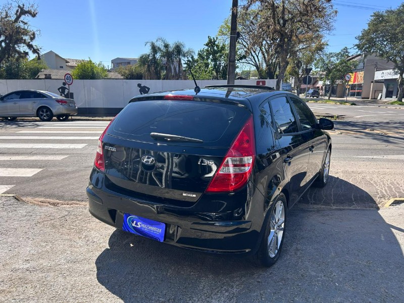 HYUNDAI I30 2.0 16V 145CV 5P AUT. 2012/2012 LS MULTIMARCAS VENÂNCIO AIRES / Carros no Vale