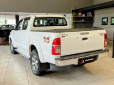 TOYOTA HILUX 3.0 SRV 4X4 CD 16V TURBO 2013/2013 JOÃO CARROS MULTIMARCAS GUAPORÉ / Carros no Vale