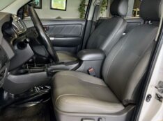 TOYOTA HILUX 3.0 SRV 4X4 CD 16V TURBO 2013/2013 JOÃO CARROS MULTIMARCAS GUAPORÉ / Carros no Vale