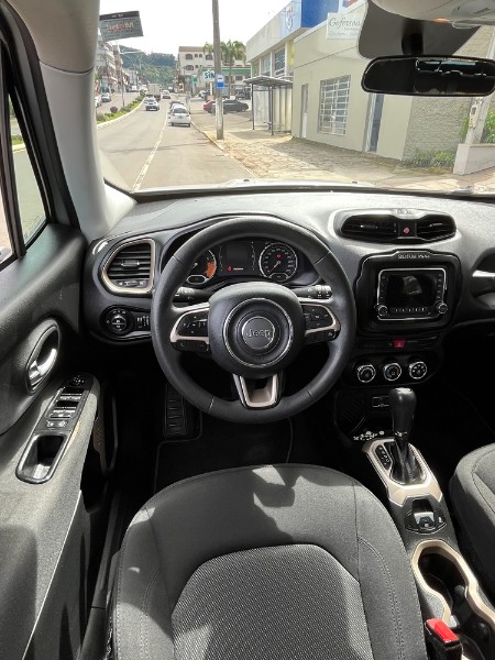 JEEP RENEGADE 1.8 16V FLEX SPORT 4P AUTOMÁTICO 2016/2016 BOSCO AUTOMÓVEIS GUAPORÉ / Carros no Vale