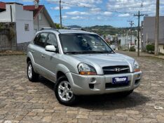 HYUNDAI TUCSON 2.0 GLS FLEX 4P AUT 2012/2012 BOSCO AUTOMÓVEIS GUAPORÉ / Carros no Vale
