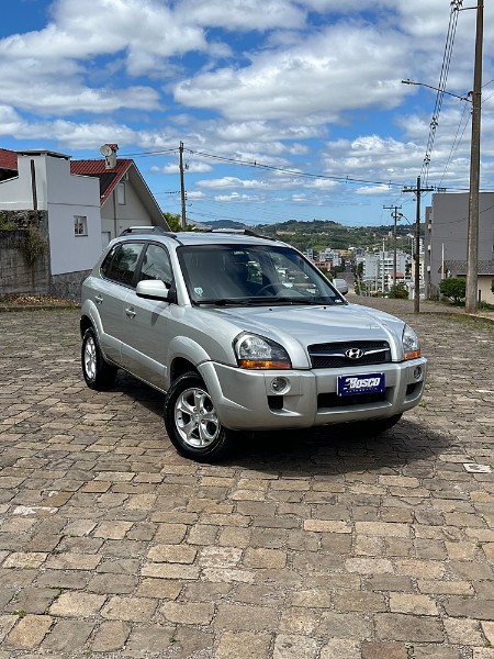 HYUNDAI TUCSON 2.0 GLS FLEX 4P AUT 2012/2012 BOSCO AUTOMÓVEIS GUAPORÉ / Carros no Vale