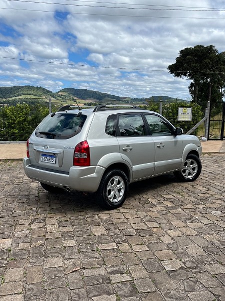 HYUNDAI TUCSON 2.0 GLS FLEX 4P AUT 2012/2012 BOSCO AUTOMÓVEIS GUAPORÉ / Carros no Vale