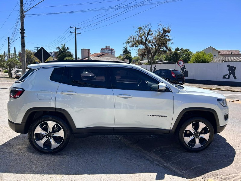 JEEP COMPASS LONGITUDE 2.0 4X4 DIES. 16V AUT 2017/2017 LS MULTIMARCAS VENÂNCIO AIRES / Carros no Vale