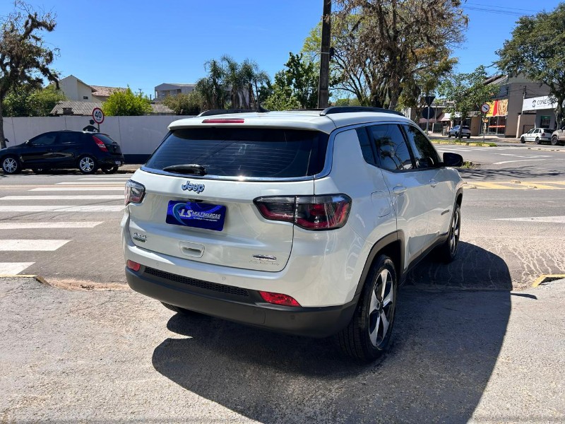 JEEP COMPASS LONGITUDE 2.0 4X4 DIES. 16V AUT 2017/2017 LS MULTIMARCAS VENÂNCIO AIRES / Carros no Vale