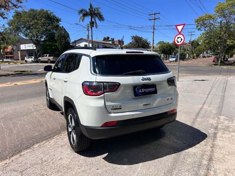 JEEP COMPASS LONGITUDE 2.0 4X4 DIES. 16V AUT 2017/2017 LS MULTIMARCAS VENÂNCIO AIRES / Carros no Vale