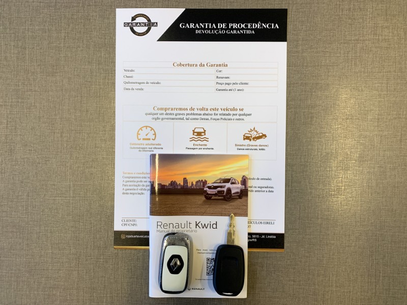 RENAULT KWID 1.0 12V OUTSIDER 2021/2022 DUARTE VEÍCULOS PORTO ALEGRE / Carros no Vale