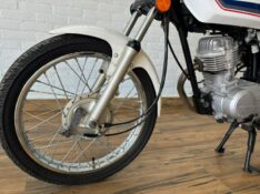HONDA MOTOS CG 125 /1988 RT 811 VEÍCULOS ARROIO DO MEIO / Carros no Vale