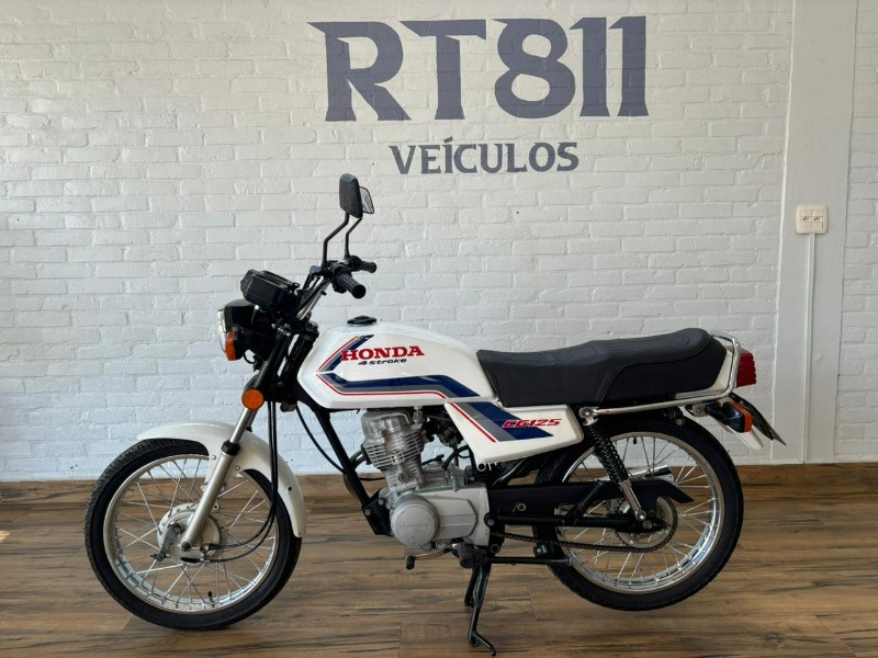HONDA MOTOS CG 125 /1988 RT 811 VEÍCULOS ARROIO DO MEIO / Carros no Vale