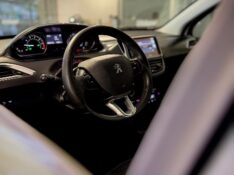 PEUGEOT 2008 2008 1.6 16V FLEX GRIFFE 4P AUTOMÁTICO 2016/2017 MALAGGI VEÍCULOS ENCANTADO / Carros no Vale