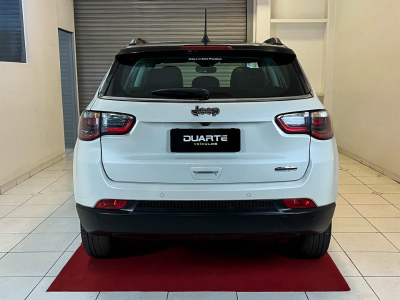 JEEP COMPASS 2.0 LONGITUDE 2017/2018 DUARTE VEÍCULOS PORTO ALEGRE / Carros no Vale
