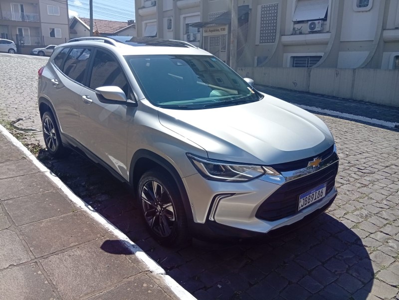 CHEVROLET TRACKER 1.2 TURBO FLEX AUTOMÁTICO 2021/2022 ALTERNATIVA VEÍCULOS LAJEADO / Carros no Vale