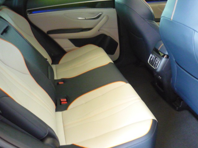 BYD SONG PLUS 1.5 DM-I HÍBRIDO AUTOMÁTICO 2022/2023 PREMIUM AUTOMÓVEIS ARROIO DO MEIO / Carros no Vale
