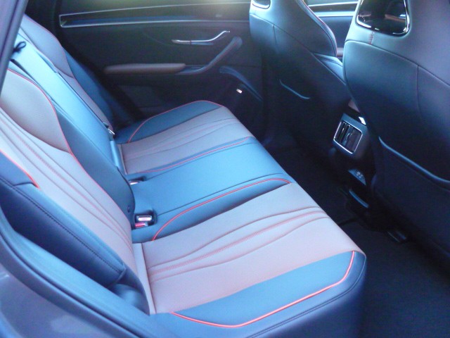 BYD SONG PLUS 1.5 DM-I HÍBRIDO AUTOMÁTICO 2025/2026 PREMIUM AUTOMÓVEIS ARROIO DO MEIO / Carros no Vale